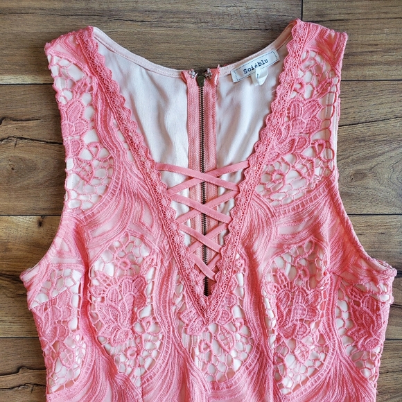 Soieblu Midi Dress - Picture 2 of 7